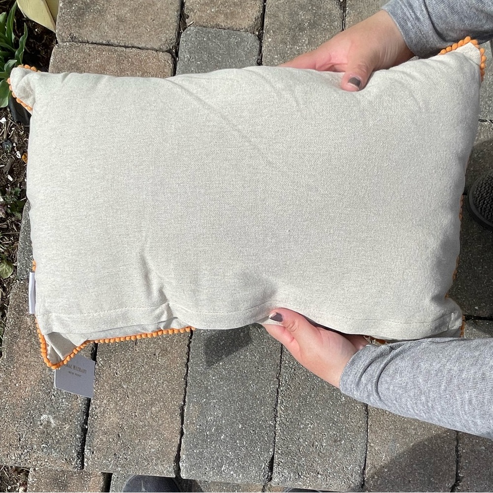 Spring carrot pillow!!! - Picture 3 of 12